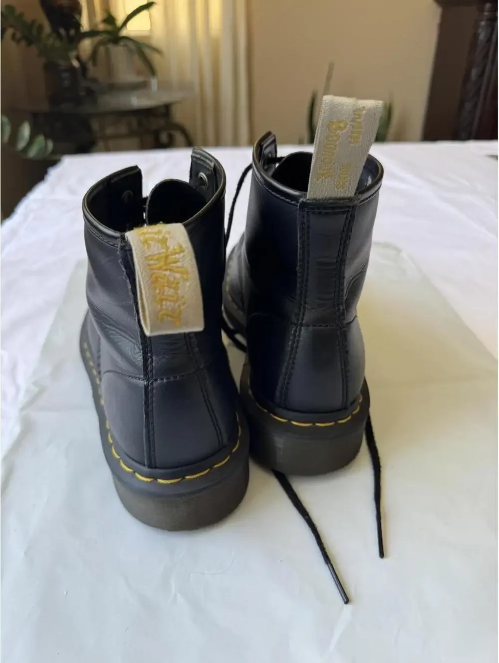 Dr. Martens 1460 Felix lace up black vegan leather boots Size 9